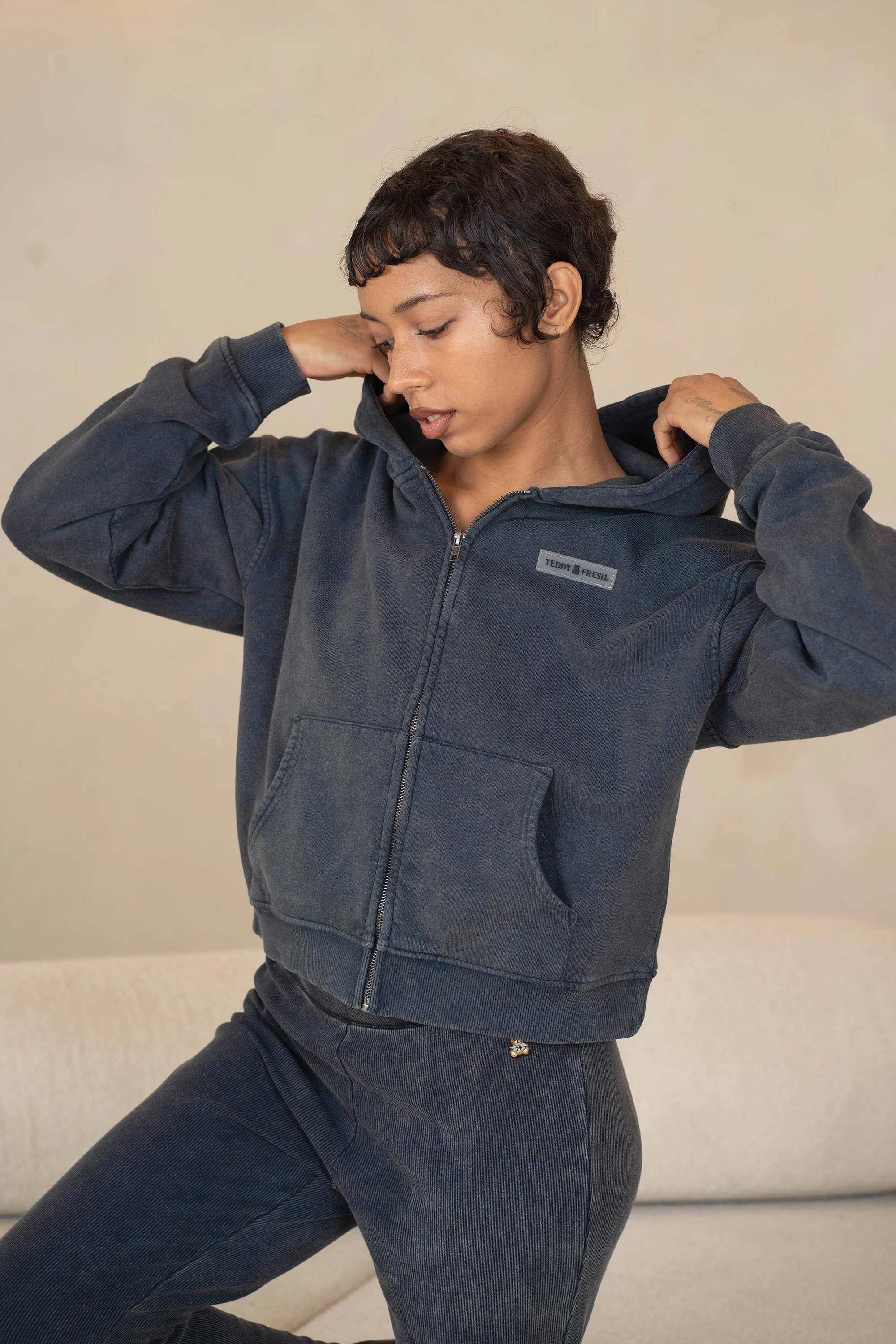 Women's Classic Washed Crop Zip Hoodie - Image 15